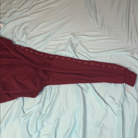 Button Sleeve Cropped Hoodie - Picture 3 of 5